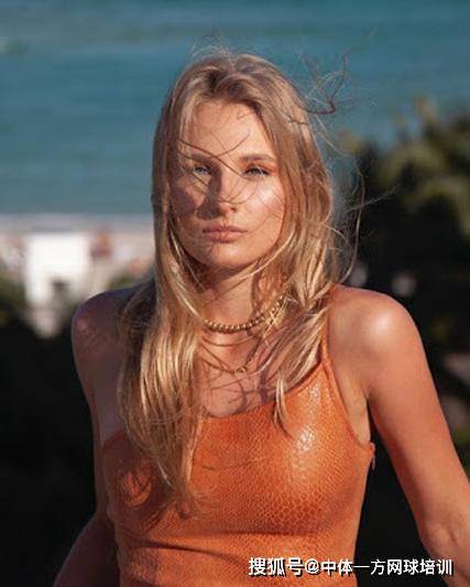 通过各个项 通过各个项