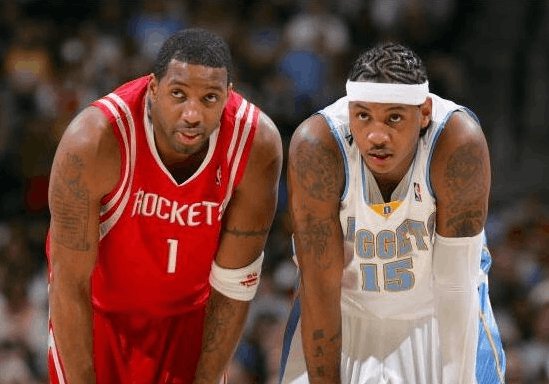 占据主动 占据主动