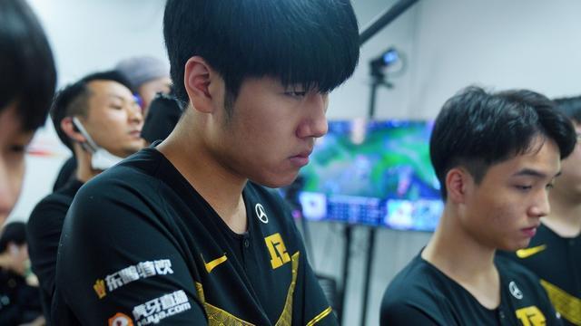 段的体能红 段的体能红