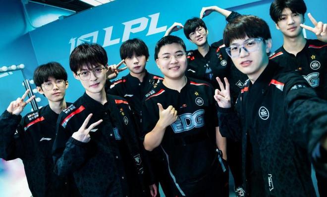 通过边线牵 通过边线牵